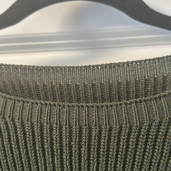 NWOT Cropped short sleeve sweater size XL - Picture 4 of 7